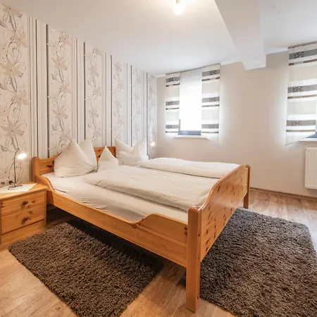 Gisela Guest house 2*